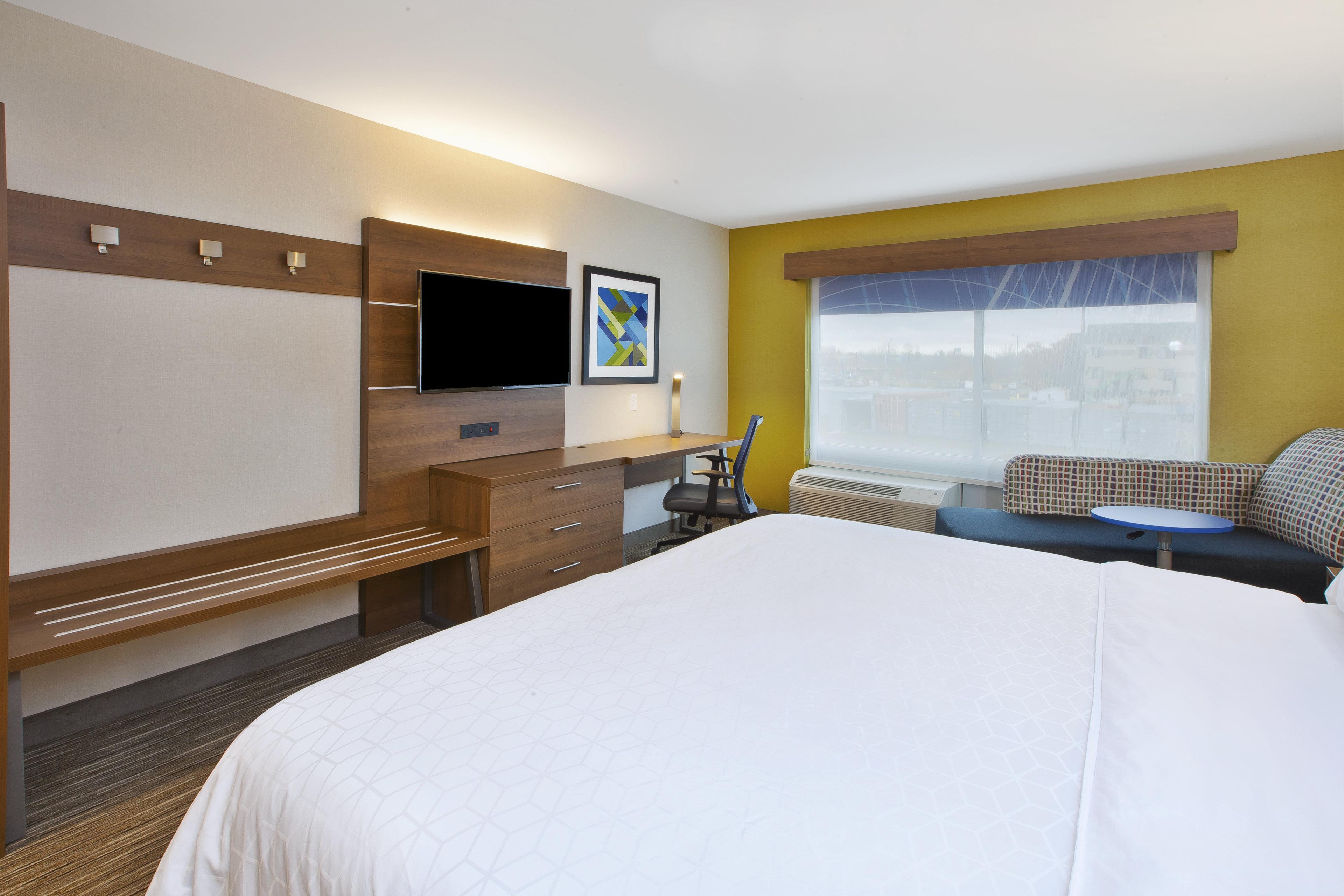 Holiday Inn Express & Suites Grand Rapids Airport North, An Ihg Hotel Exteriör bild